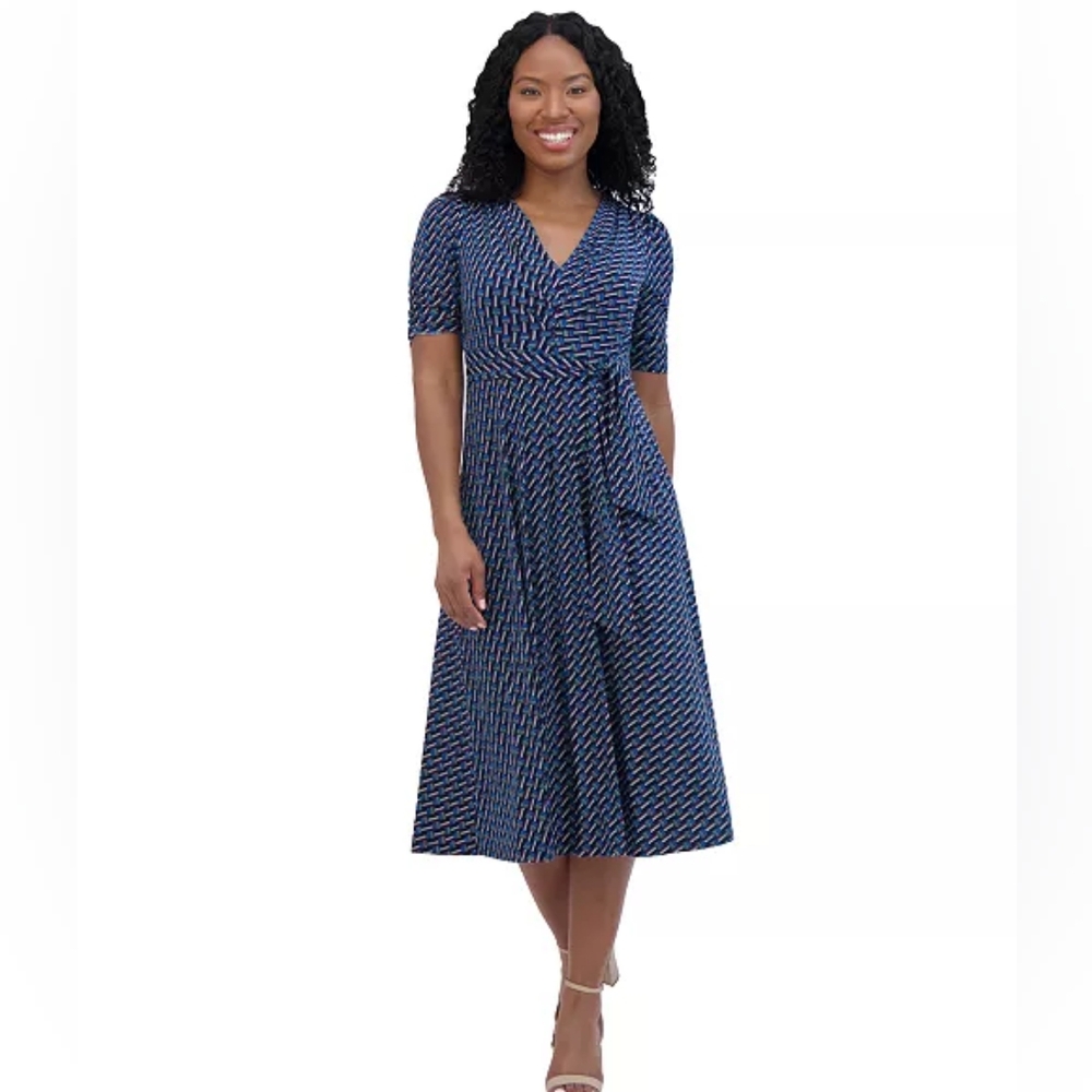 Women's clothing (688)